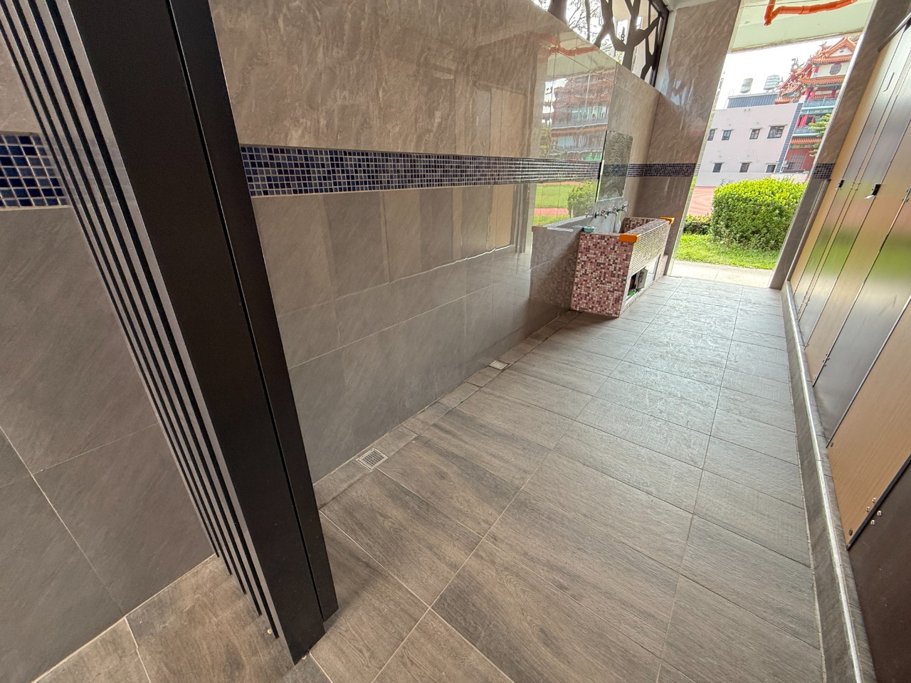 改善校園環境-東側性別平等廁所